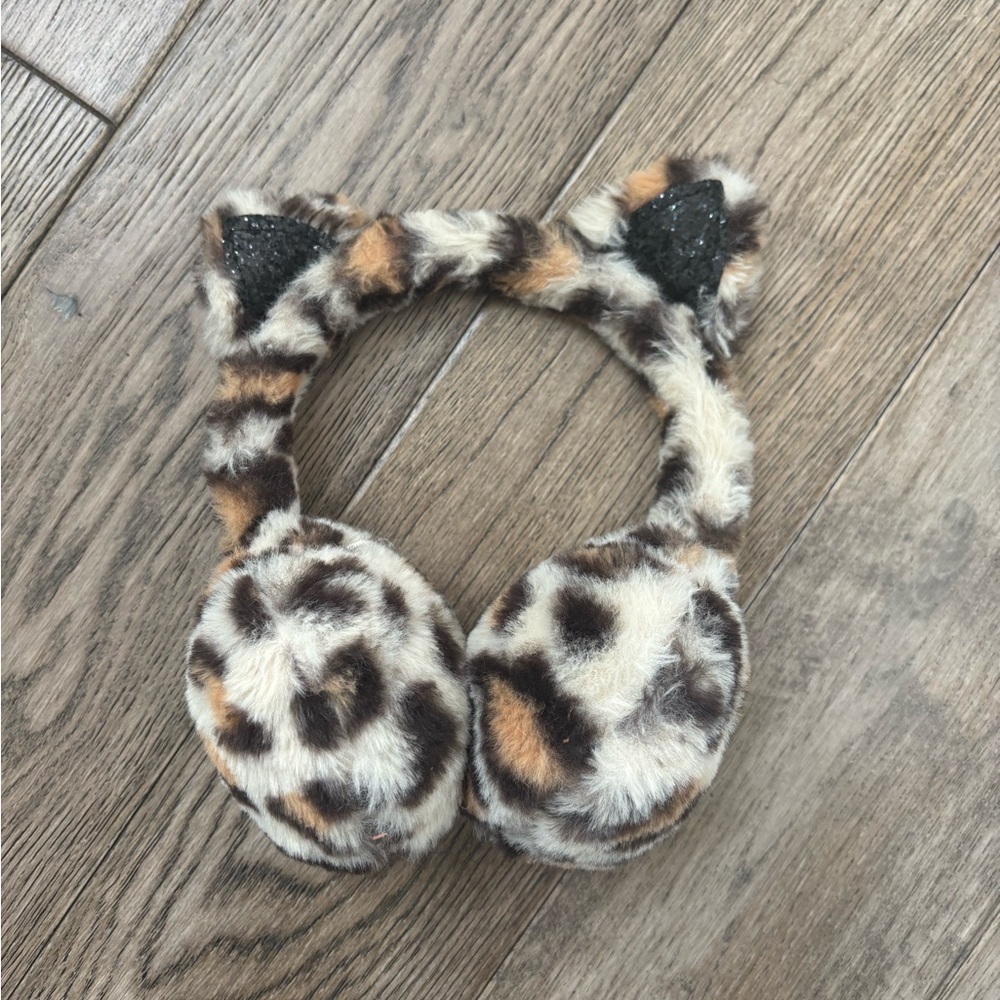 Leopard Print Faux Fur Earmuffs - Picture 2 of 3
